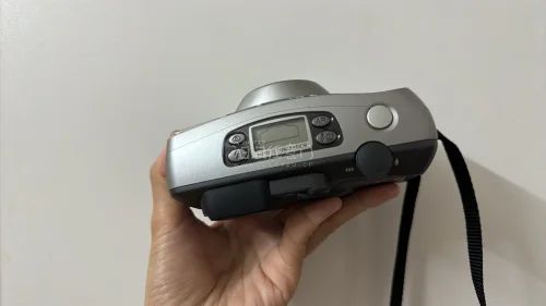 之前一直很犹豫这个型号 但刚好看到这么好价和成色几乎全新的胶片机 我直接立马拿了 这次用积分兑换了抵减运费真的很划算 真是软件用来用去我还是最喜欢挖煤姬 优惠力度大 合单速度也快 太赞了 喜欢挖煤姬 还要用挖煤姬 继续 淘淘淘！！！