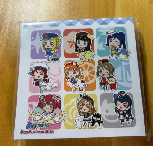 这次在日淘任意门入手了心仪的动漫周边，全程体验省心又顺畅。平台界面简洁，中文翻译清晰，煤炉和日拍上的徽章、立牌、色纸等谷子都能轻松搜到，下单操作简单易懂￼￼￼。物流选了竹蜻蜓专线，价格透明，预付税费省心，合单还能省运费。从入库、审核到发货节奏稳定，全程约两周到手，清...