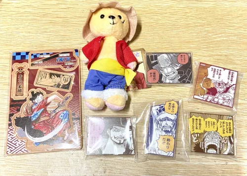 非常满意的一次购物～这一单我蹲到了好价，切到了路飞巨大化猫猫和路飞的魅特熊，永远拒绝不了猫猫路飞和毛绒路飞，太可爱了，而且状态非常好，猫猫是全新未拆，因为挖煤姬严实的打包，原盒没有压痕和瑕疵，让我非常满意，这箱切得很开心～