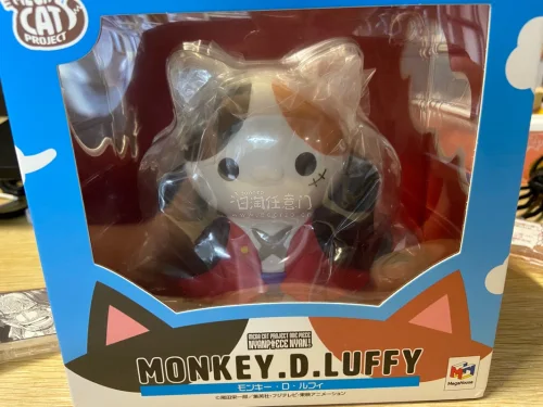 非常满意的一次购物～这一单我蹲到了好价，切到了路飞巨大化猫猫和路飞的魅特熊，永远拒绝不了猫猫路飞和毛绒路飞，太可爱了，而且状态非常好，猫猫是全新未拆，因为挖煤姬严实的打包，原盒没有压痕和瑕疵，让我非常满意，这箱切得很开心～