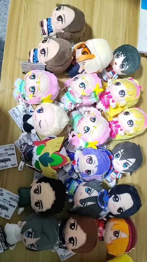 我收到了好大一个箱子，是我的努努～海关非常顺利的过了，没有问题，娃娃也非常可爱没有被压瘪，吊牌也是完整的៷>ᴗ<៷这次物流超级快，下次再买！