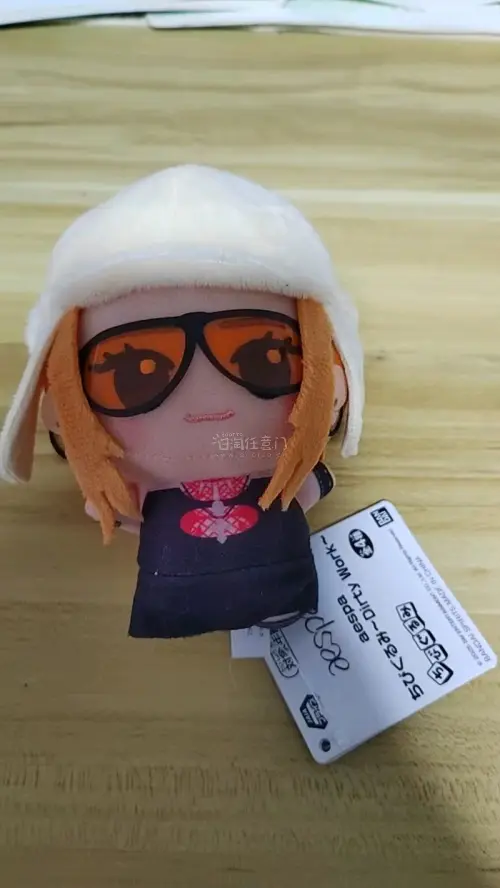 我收到了好大一个箱子，是我的努努～海关非常顺利的过了，没有问题，娃娃也非常可爱没有被压瘪，吊牌也是完整的៷>ᴗ<៷这次物流超级快，下次再买！