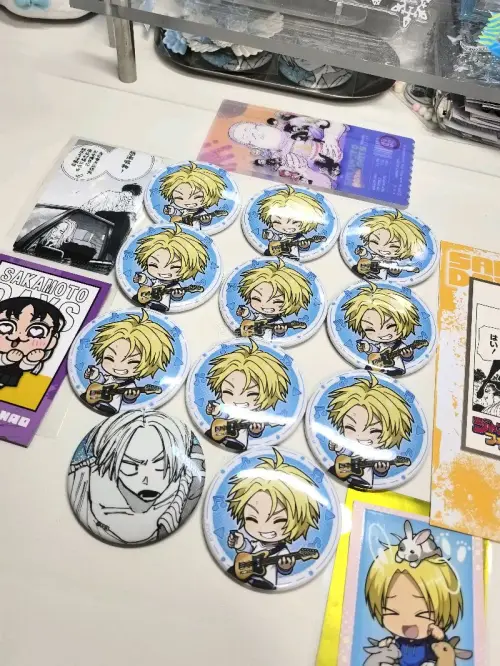 终于收到了！在任意门日淘蹲到的梦情谷子顺利到家，这一刻的快乐谁懂啊?

从煤炉刷到它的瞬间心脏就砰砰跳——蹲了好久的稀有柄图、推し的绝美脸，终于不用隔着屏幕眼馋了。果断下单，紧张等收货。今天拆开层层包裹严实的纸箱，瞬间安心：硬纸板固定、独立塑封袋、防撞膜裹得严严实实...