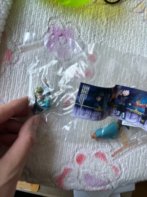 本次淘到了2020年出品的龙珠HG超系列第07套的小舞，比例虽小，但是面雕、涂装、做工都是上乘，好东西又有好价格，何乐而不为？竹蜻蜓物流性价比高。