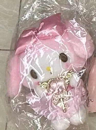 美乐蒂真的太可爱了吧好萌好萌挖煤姬真的非常好,买到了自己喜欢的娃娃,运费也特别好非常满意呀,推荐大家一起使用挖煤姬