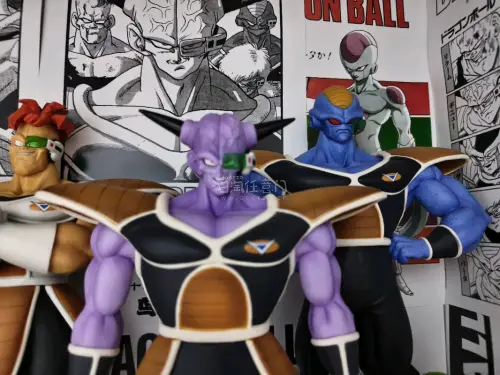 非常满意的一次煤炉购物，入手了龙珠一番赏，恐怖的基纽特种部队的B赏基纽队长，C赏立库姆和D赏巴特。非常搭配的一套。