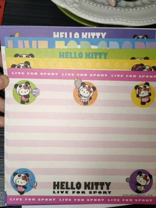 挖煤姬四月分享，切了一些小纸片，好可爱五颜六色的。每个星期都有免手续费券，可以切到很多好价～挖煤姬页面简洁明了，非常适合小白～