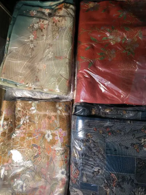 大家好，今天分享一下在挖煤姬雅虎日拍站点捡漏的7件正绢和1张CD。挖煤姬时不时发一些优惠券，可以抵消一部分手续费，而且切煤速度很快，也没有合单手续费，适合小食量单机玩家。挖煤姬和平和屋的合作能省下很多岛内邮费，相比起其他店铺动辄1000日元岛内邮费真的很推荐。物流走...