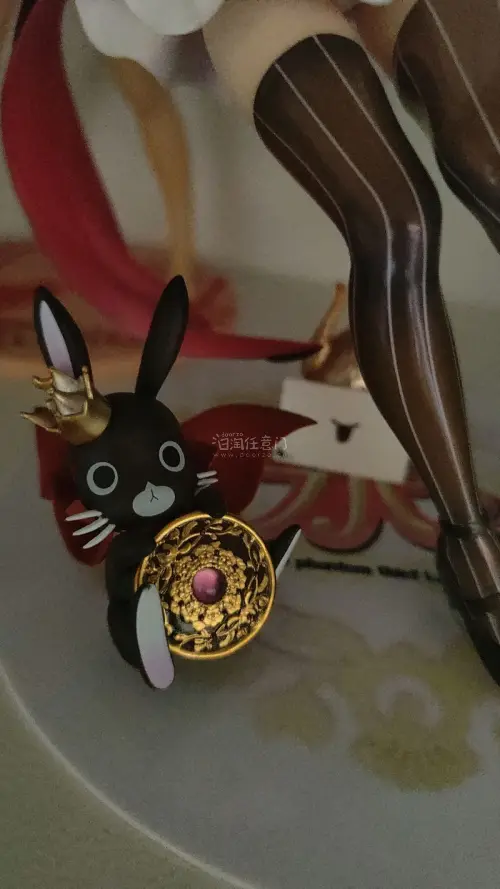 今天到了强壮社的点兔手办 真的好可爱 萌晕了快  本来以为没盒子很容易运损的 结果一点事情都没有非常安全 很快就到了 而且包的很好 非常喜欢 