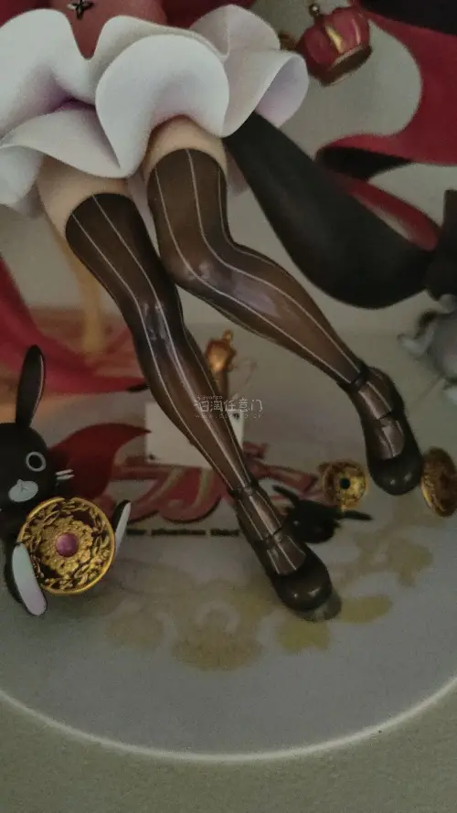 今天到了强壮社的点兔手办 真的好可爱 萌晕了快  本来以为没盒子很容易运损的 结果一点事情都没有非常安全 很快就到了 而且包的很好 非常喜欢 