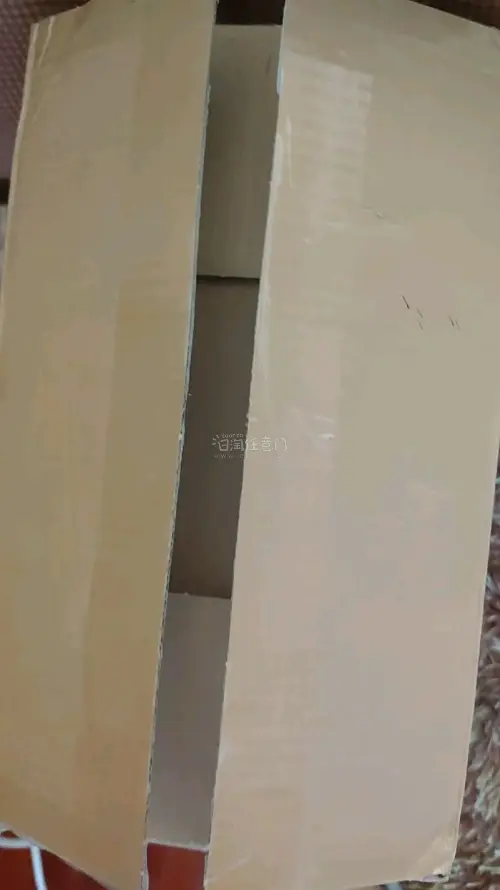 今次购得昭和时期中古卡西欧便携电视及谷歌二代智能语音，卡西欧电视包装严实，没有损坏，功能正常，智能语音助手全新，原封未动。物流速度快一星期左右，会一如既往的支持平台购物方便快捷，航空运及时给力会再继续购买，一如既往的支持任意门平台购物!