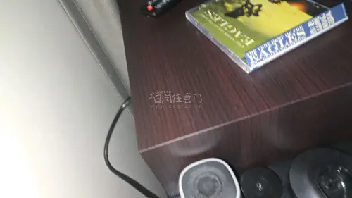 用的海运，还是包装的很好，没有任何破损，商品质量看起来很不错，音质在线，完美收货。推荐购买，这个是起亚自营的产品