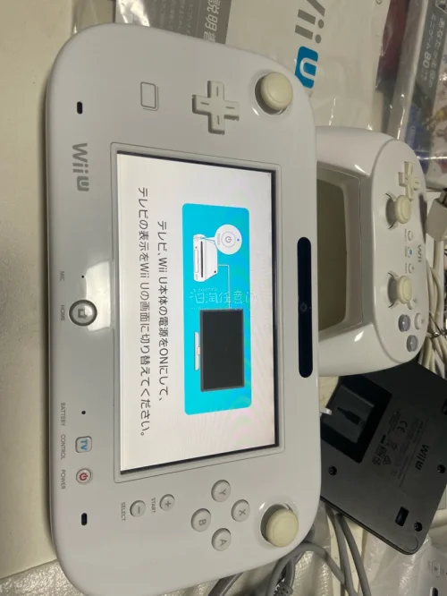 经朋友介绍挖煤姬app，近期海淘购入了一台日版Wii U 32GB《Splatoon》限定套装，主机、GamePad手柄、电源、说明书齐全，成色较新，功能完好，支持Wii游戏。
挖煤姬App淘货体验超棒！二手Wii U套装价格实惠，卖家描述准确，平台客服响应及时，强...