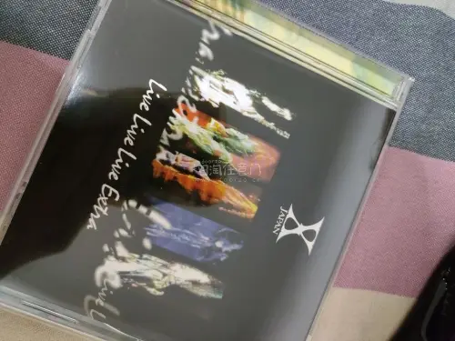 用竹蜻蜓物流走日淘买了几张CD，体验超出预期。入库速度很快，打包特别扎实，CD盒这种易碎品到手完好无损，让人安心。运费透明，称重精准，没有隐形收费，合单操作也很方便。最惊喜的是物流轨迹实时可查，从日本发出到国内派送也就一周左右，比想象中快很多。客服响应及时，有什么疑...