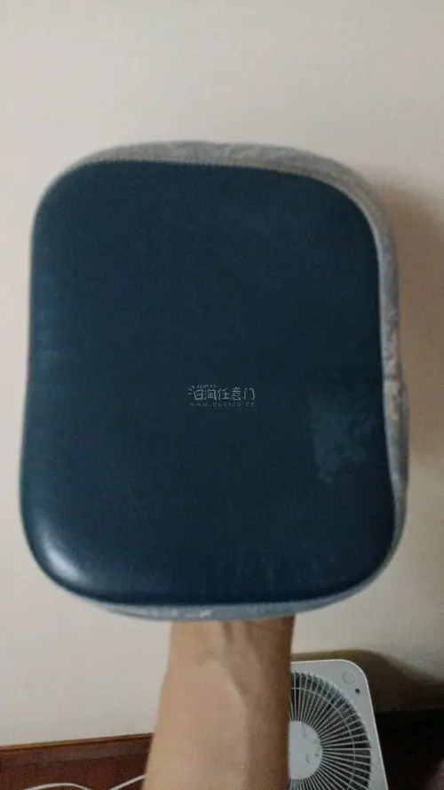 海淘的一副winning拳击手靶，成色非常不错，挖煤姬的打包也很好，发货迅速，价格比较合理。整体看是非常好的产品，很喜欢，性价比很高。