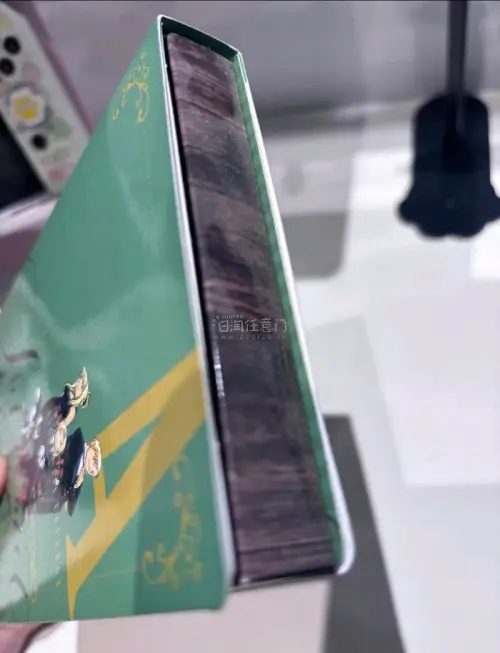 一直想收的钢炼CAFE BOX终于安全到手！挖煤姬的打包真的很用心，盒子边角完全没有磨损，成色和描述的一样好，全程物流都能查到，体验感超棒，以后还会继续用！
