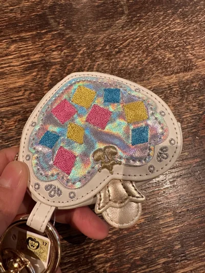 这款香水包包太美貌了