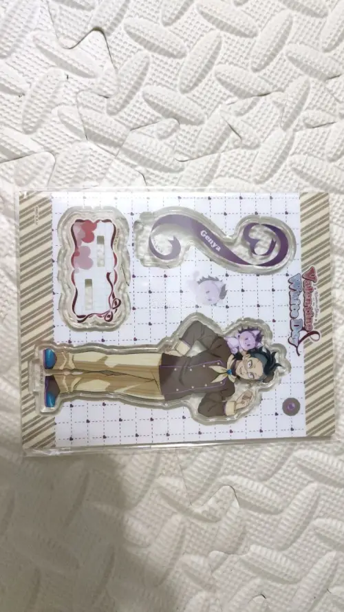 非常顺利完美的挖煤姬体验，没有缺件漏件，下单运输也非常顺利，显示到国内之后当天就到驿站了，可以可以太迅速了！！到手非常完美的谷子，感动！