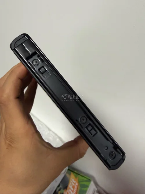 最爱切switch，性价比国内高多了，随便捡到手都划算。挖煤姬打包一如既往严实，海上漂也没有任何损伤，到手很新，一切顺利。