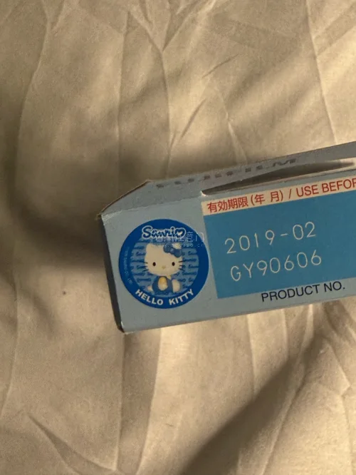 偶然间在煤炉看到好价的玉桂绝版相纸
切了之后从日本到澳洲居然不用一个礼拜就可以收到！！！??
打开后玉桂狗的绝世容颜在发光
而且居然没有明显瑕疵?
收藏又+1✨