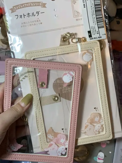 超爽快的降价，还附送了赠品，发货也很快，幸福哟。这单走的EMS，时效15天（包含合单审核时间），物流还是一如既往的快。包装也超nice。虽然很少买加固服务，但挖煤姬的包装也从来不敷衍，好评！