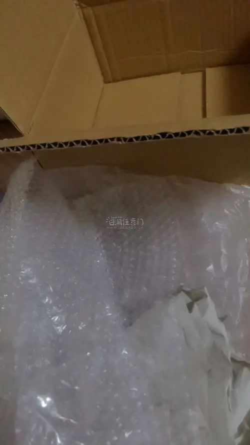从合单到到手大概20多天，发货到收货8天，epl的速度还是很不错的，我保留了原箱，选择了基础的内部加固，他的外箱就看着挺大的，但是是按重量计，包裹的比上一次的epl更严实，泡沫更多