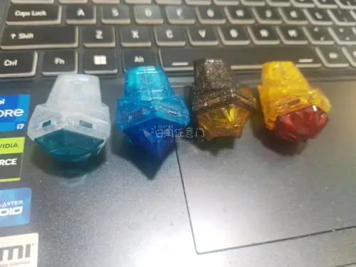 蓝色的青龙真的太好看了，还有戴拿和盖亚的凑齐tdg星石，剩下的还能送给朋友，价格还比国内实惠，千辛万苦总算是能够封坑了