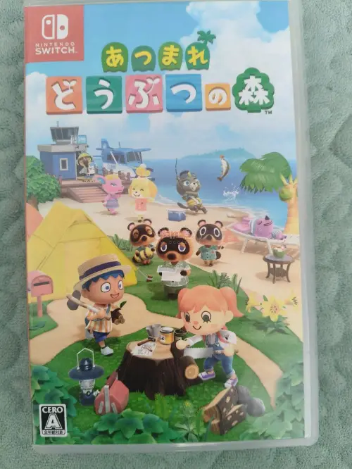 挖煤姬海淘安全下车，成功入手两款Switch日版游戏✨
动森休闲治愈，在无人岛建房钓鱼、和小动物相伴，慢节奏玩法解压满分；皮克敏4萌趣解谜，各色小精灵搭配狗狗伙伴，闯关轻松有趣。
包裹打包严实，卡带盒完好无损，品相超出预期。价格划算，比国内入手实惠。配上可爱手办摆拍...