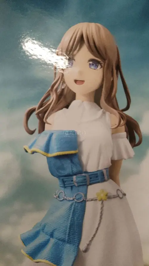 这次买的是轻音少女琴吹紬手办还有一个mygo的素世手办 很好价拿下走的竹蜻蜓路线 运费很便宜而且包装很好没有损坏 