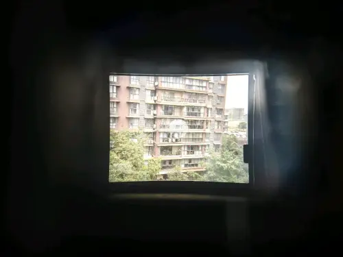 第一次日淘，安全下车，税了60块。不过取景器成色完美，值了！！！买之前和等待到货期间在红薯看了很多帖子，心里忐忑极了，不过没想到任意门一条龙服务还是很省心的。