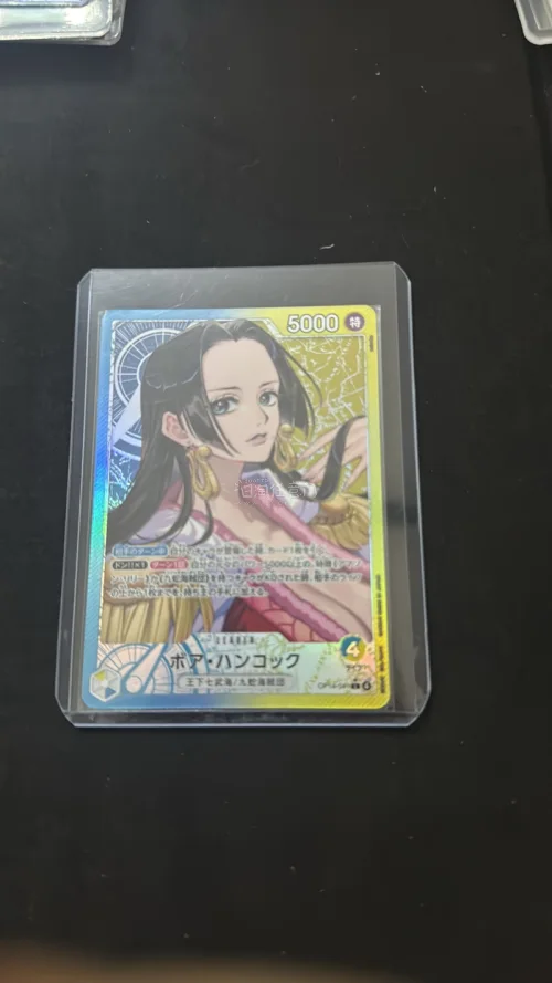 非常喜欢女帝和神避，在感觉价格还可以的时候买了，在心里价位之类，就是日本人寄不喜欢用卡夹，喜欢用硬纸板裹着，有点不习惯