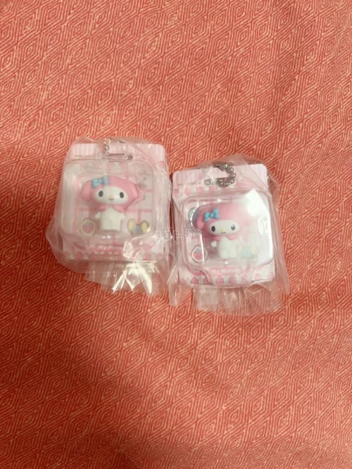 这次挖到的美乐蒂萌物真的太惊喜啦！每一件都软乎乎的，包装完好无瑕疵，品相和细节都超棒。卖家打包得特别用心，收到的时候完全没磕碰，是一次超满意的海淘体验，美乐蒂控真的可以冲！