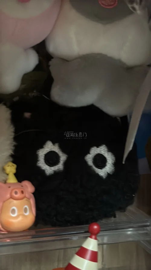    从下单到代切，整个流程比我预想中快太多了！每次发送链接后，客服几乎都是秒回，确认库存和价格的速度也非常快。而且从日本仓库发货到打包寄出，整个中转过程毫无拖泥带水，物流跟踪信息更新及时，让我第一时间就能掌握包裹动向，这次购物体验真的非常顺畅高效。
