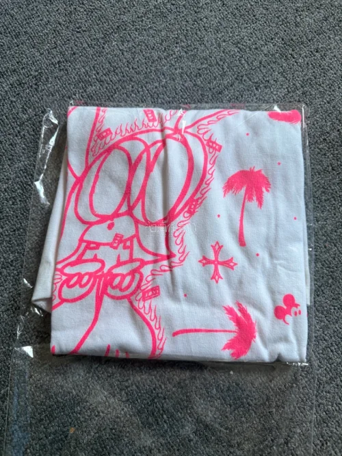 第一次使用日淘购物，体验感非常好，服务很棒，不仅方便快捷而且价格实惠，物流速度也很快，收到商品的那一刻非常开心，简直就是物超所值，非常推荐日淘这个购物平台，好评！