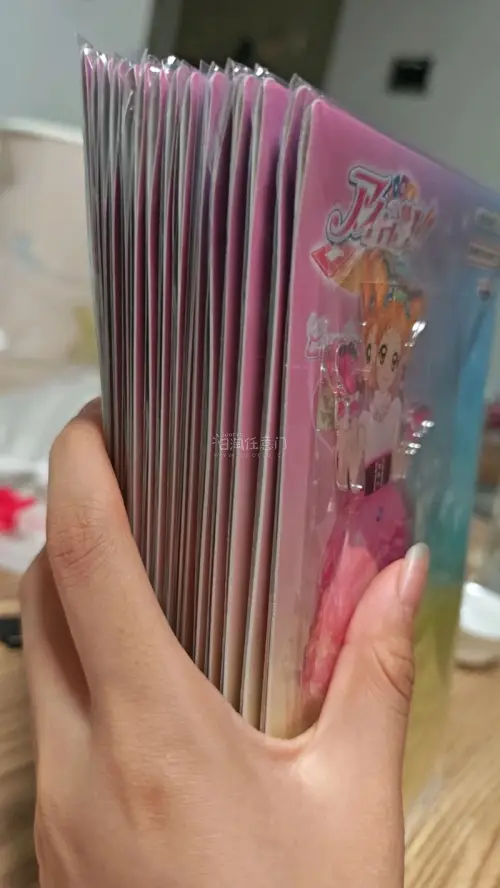 体验感真的非常之好啊！16个立牌全部安全到家而且状态非常好，连立牌的背板都没有折损，。购买的迪士尼徽章也是去，状态非常好，真的完全看不出是二手商品，而且运输过程中一点没有出瑕，真是爱了爱了?