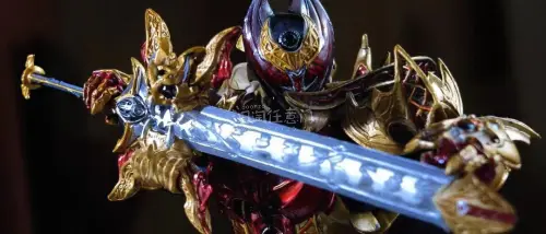 本次入手的是kiva魔皇和电王圣剑套，非常帅气 盒子非常好，接近收藏成色，魔皇真的太喜欢了，部分零件有点松不过还好，电王圣剑套没啥好说的，最推荐新人入坑的系列，可动关节都是一顶一的舒服