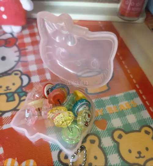 第一次竞拍成功，真是紧张刺激的一次体验，看到喜欢的害怕拍不到的心情谁懂啊，收到后立刻欣赏了起来，很喜欢。也很顺利，！