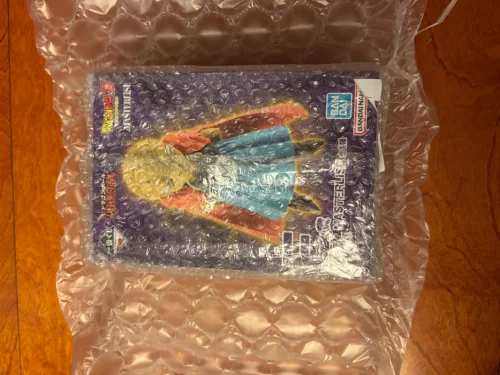竹蜻蜓到货。邮费真的太便宜了 
龙珠一番赏 经典的布欧篇反派人物 魔法师巴比迪
打包很好 有保护膜 还有气泡膜 非常满意 点赞