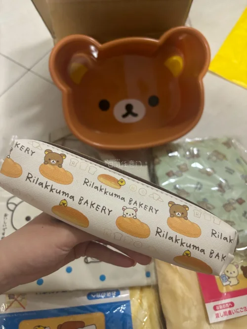 挖煤姬新用户超级喜欢非常成功的一次海淘，淘到了我喜欢的轻松熊，这个轻松的捧，我真的超级爱，还有两个毛毯价格都非常的优惠，喜欢喜欢喜欢