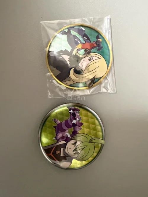 上半年在挖煤姬切的这单周边真的狠狠戳我！蹲了超久的稀有吧唧，品相完好无锈无划痕，实物比图片还要好看。一直用挖煤姬日淘体验超稳，代拍沟通顺畅，打包特别严实，层层防护不怕运输磕碰，物流时效也很稳定，新手切煤完全无压力，轻松拿下各种日淘小众好物，收谷幸福感直接拉满！#挖煤...