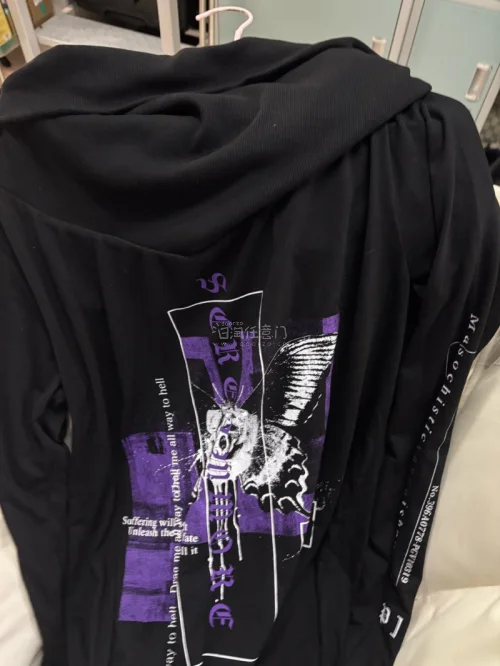 这次在mercari入手的SEXPOT卡托上衣体验格外出色，卖家打包十分细致，衣物全程妥善防护，收到时品相完好无污渍磨损。面料版型和商品描述完全一致，经典格纹设计很有日系甜酷风格，上身版型显瘦适配多种穿搭，转运物流时效稳定，整个购物流程顺畅省心，后续也会继续关注该品...