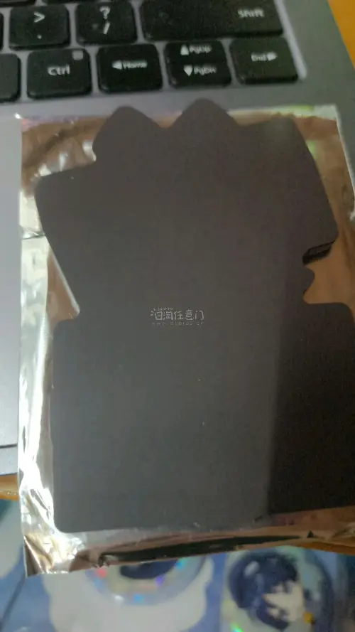 这次购物体验光“包裹挺严实”这一点就值得好好夸夸物流！包装扎实意味着卖家用心，物流途中更是稳稳守护，没让宝贝受半点磕碰。从日本 Mercari 远道而来，运输时效想必也让人满意，全程 tracking 清晰，派送及时。这样安心又高效的配送，真是给整个购物体验大大加分...