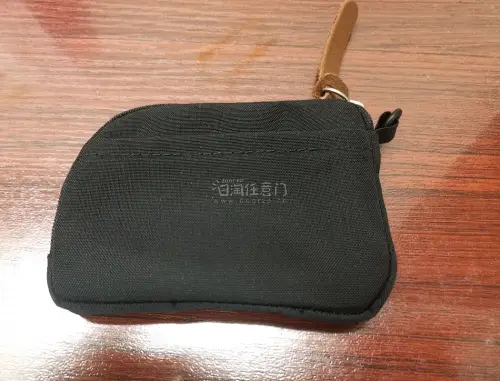 收到心爱的包包，打包依然很放心，物品包装仔细，泡泡膜填充厚实，超给力。自从认识日淘开始，就使用挖煤姬。