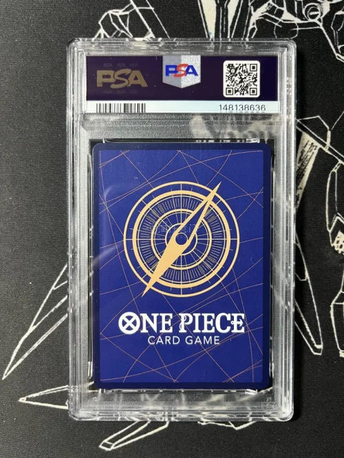 psa10的q版路飞，也太可爱了吧！还是错版卡！感觉捡到大漏了！500年后的未来，弹头岛sr特别可爱的一张路飞，没有海迷会拒绝吧！