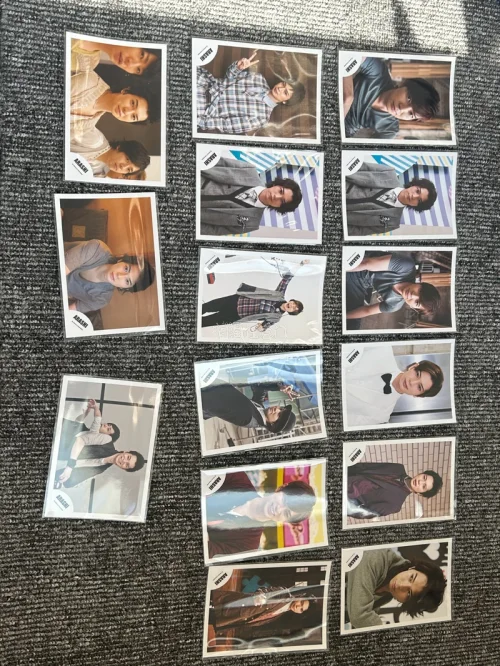 每次海淘最喜欢买烧普，也最期待收烧普了，这次在挖煤姬也哐哐买了好几大套，运一堆回来。
去包装袋拿到手是没有信封的，所有烧都在一起包了两层泡泡纸加胶带，还是蛮结实的不会运损国际运费大概六十rmb。以上给想用平台切煤的gn们参考!还是蛮推荐的，包税很省心
半个月都不到就...