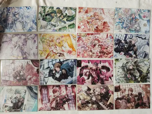7周年明信片真是好看完了，还买了祖鲁一专，真好看啊……bow的cd，脱离噶的cd，都是我喜欢的歌，爽之爽之
