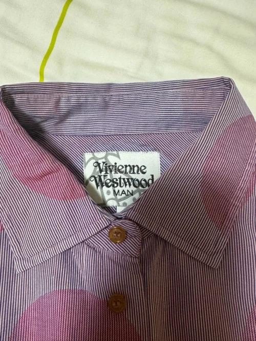完全就是我的衣服耶！很新很新很新，款式国内好像没有，不敢想象配牛仔外套有多好看！最近迷上了海淘衣服，用任意门真的超划算的！