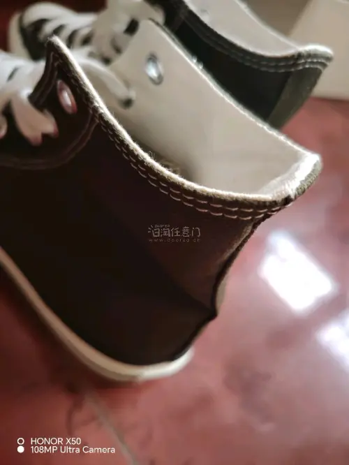 百搭颜色 价格合适  非常好看 简单不简约 喜欢日本制造品质的人可以入手，非常好看 全新原盒未使用品相