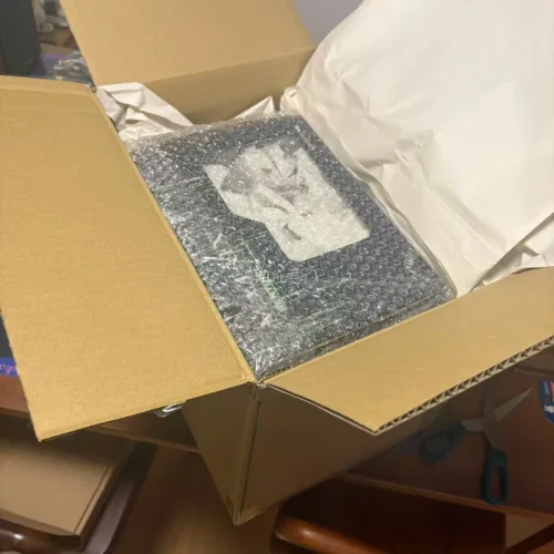 这次发的都是大东西用的海运差不多15天左右到港 然后1天左右收到缴税短信 立马掌上海关付了税第二天就送到了 任意门包装的很不错 没有坏的地方 希望保持