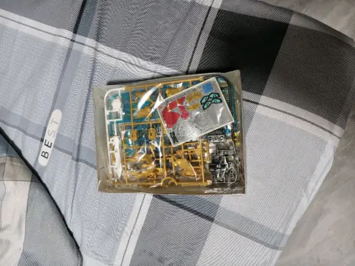 到手437。。。有点贵，被运费坑惨了，但好在东西还没啥问题，就这样吧，下次真的不能再上头了。。。。。